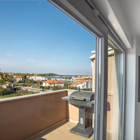 Dukat Apartman Nin Kültér fotó